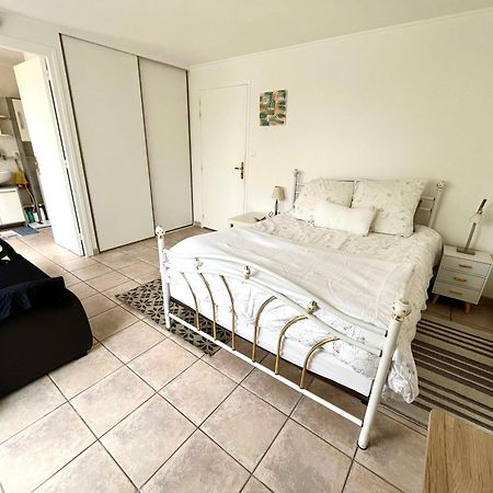 Chambre Avec Vue La Roche-Chalais Екстер'єр фото
